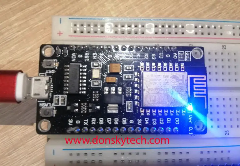 nodemcu blinking