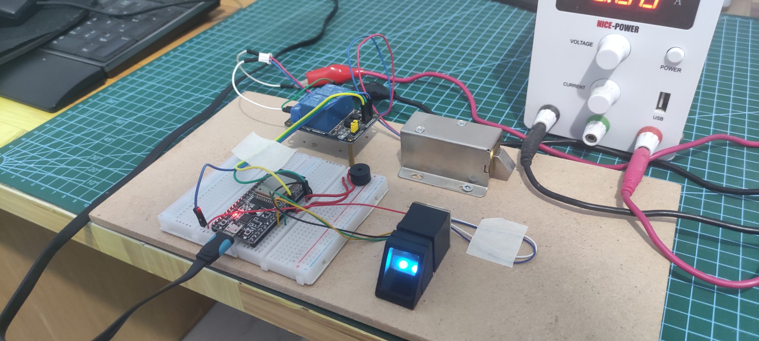 Arduino Fingerprint Door Lock with ESP32