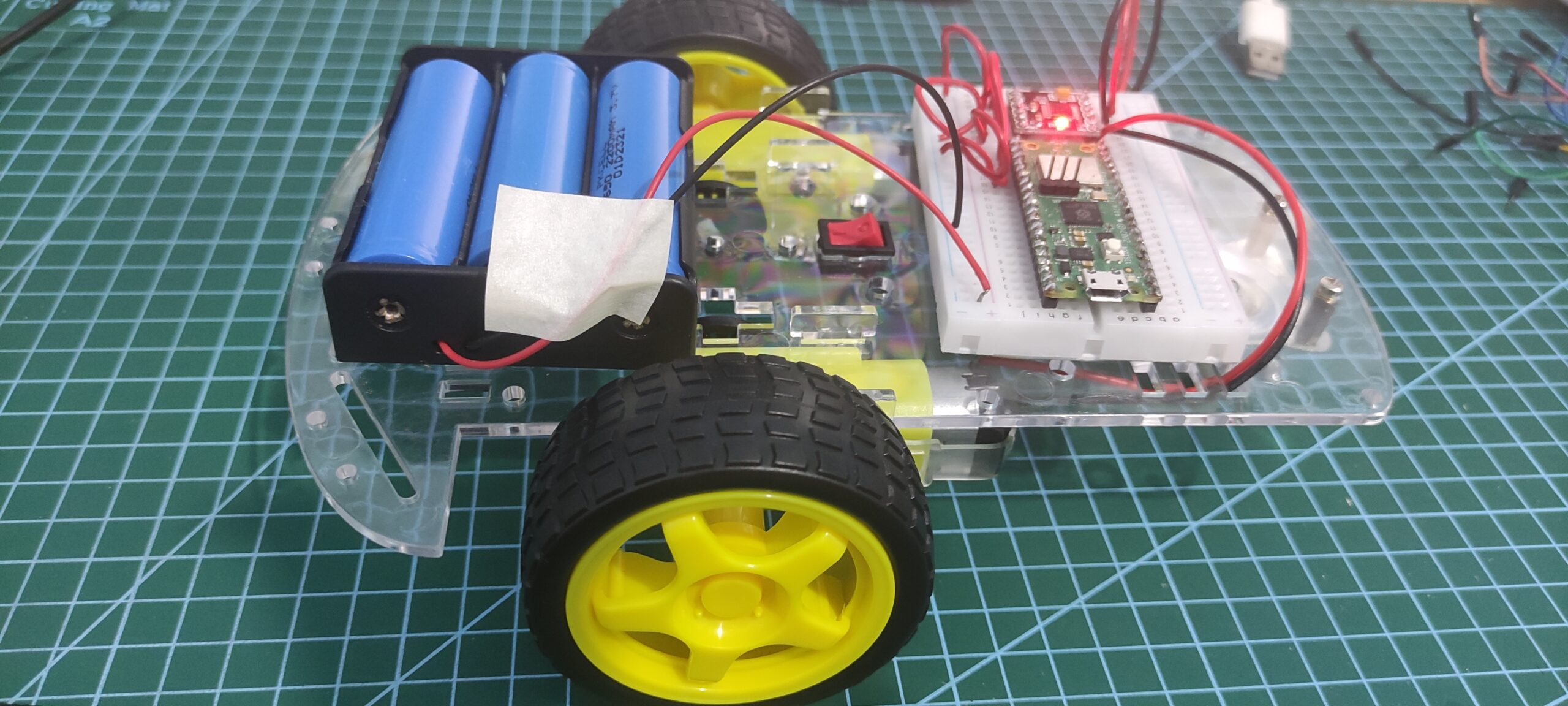 Raspberry Pi Pico W - DRV8833 - Robot Car