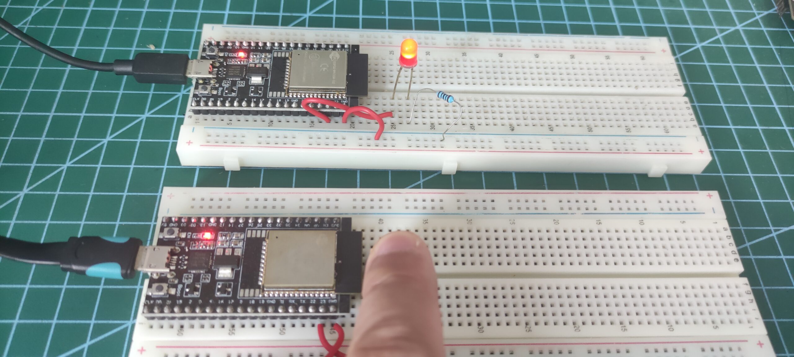 ESP-Now MicroPython LED Blink